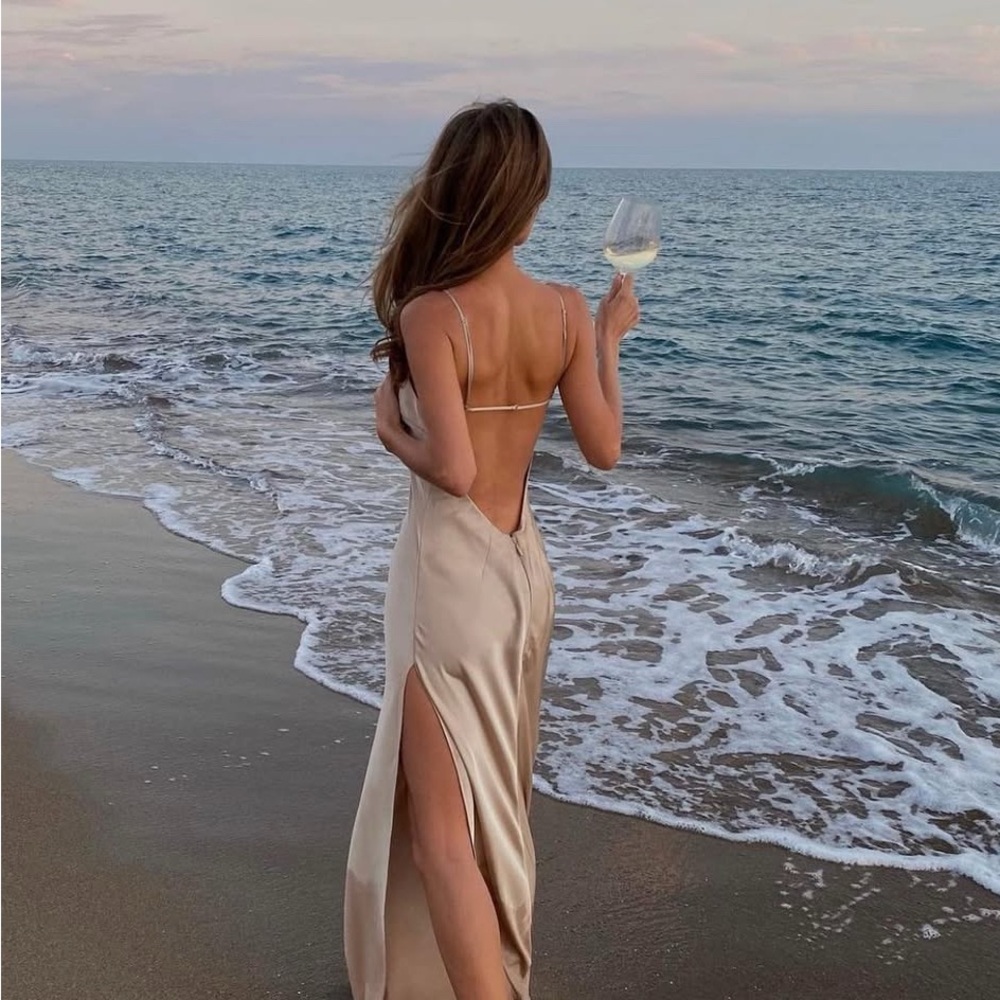 Chic Backless Cream Dress